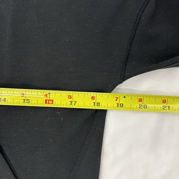 Lululemon Minimal Hoodie - Picture 6 of 9